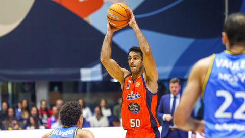 Jacobo Daz, contra el Estudiantes.