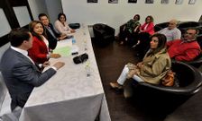 �lvarez Campana se reuni� en Cee con los candidatos de la Costa da Morte.