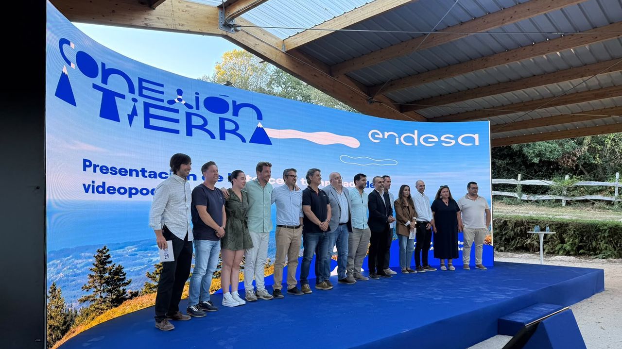 Endesa estrena en Mañón la tercera temporada de su «videopodcast»