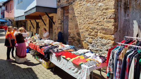 La Feira de 1812 ocupa varias calles del casco histórico de Petín.