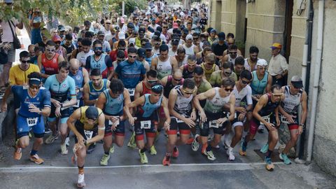 Edicin 2025 del triatln de Allariz, que tuvo que ser duatln por la suspensin de pruebas acuticas y nuticas debido a los incendios forestales.