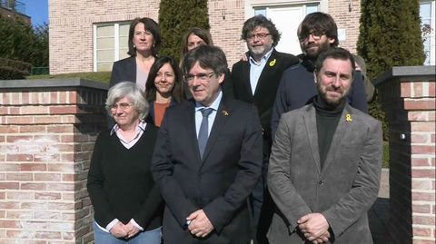 Clara Ponsat�; Carles Puigdemont; Toni Com�n; Antoni Castell� y  Elisenda Paluzie, en B�lgica.