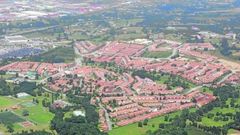 Imagen a�rea de la urbanizaci�n de La Fresneda, en Siero