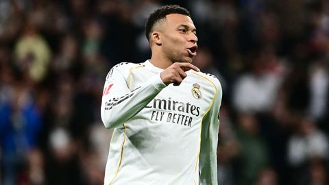 Kylian Mbapp� anota el segundo gol de los madridistas ante el Sevilla.