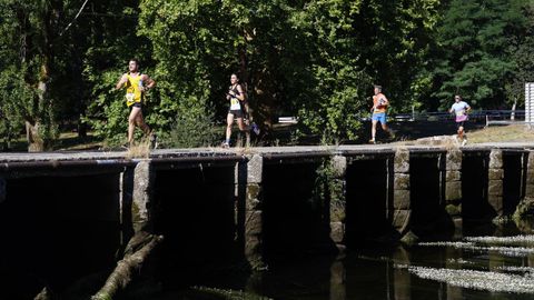 Leiro celebra 41 historias de su carrera popular.La zona de O Salgueiral fue el eje de la clsica de O Ribeiro