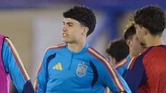 El canterano del Celta Andr�s Anta��n, tras el partido entre Espa�a y Eslovenia sub-19.
