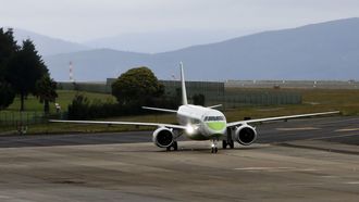 Imagen de archivo de un avi&oacute;n de Binter en Peinador