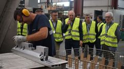 La visita realizada ayer a las instalaciones de Valga.