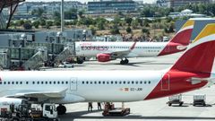 Un avi�n de pasajeros en el aeropuerto de Madrid-Barajas�en una imagen de archivo
