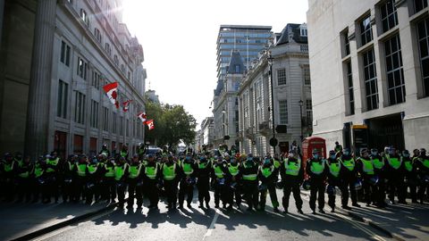 Manifestaci�n en Londres contra los confinamientos