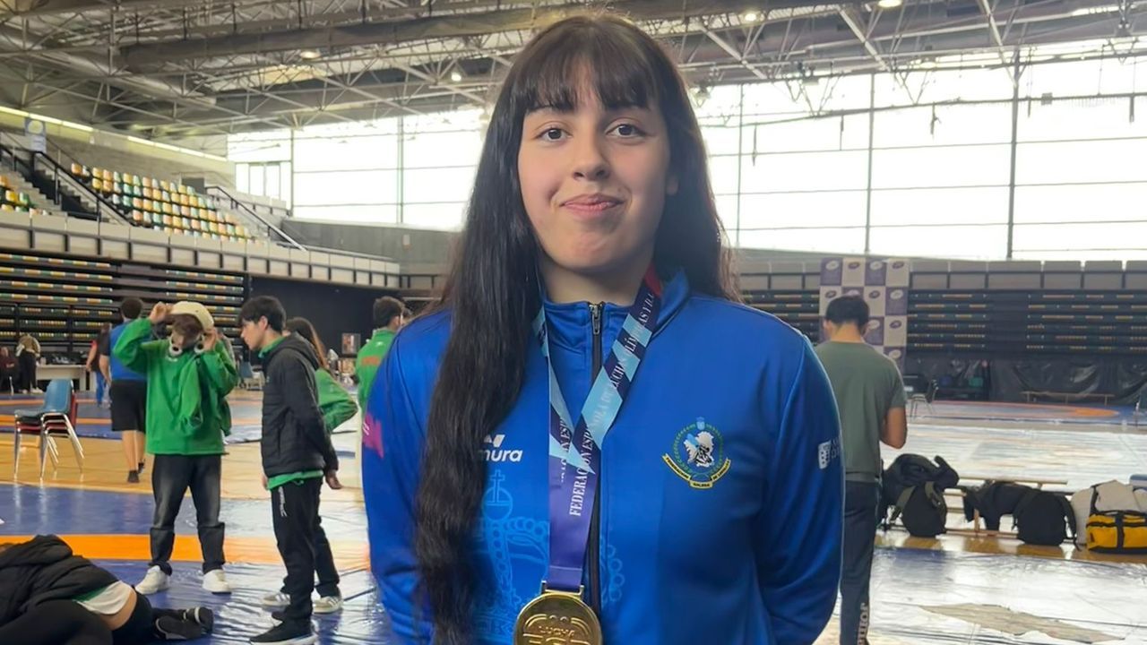 Ana Ferro, del Judo Club Senín, campeona de España de lucha femenina sub-23