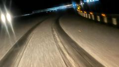 Granizo acumulado en la AG-55 a su paso por A Agualada, Coristanco, a las 06.30 horas de la madrugada de este viernes