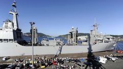 Llegada del  Cantabria  a Ferrol en agosto del 2010