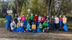 Participantes en la campa�a en Xinzo de Limia.