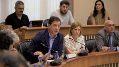 El portavoz del Grupo Parlamentario Socialista, Jos Ramn Gmez Besteiro, interviene en el Parlamento gallego