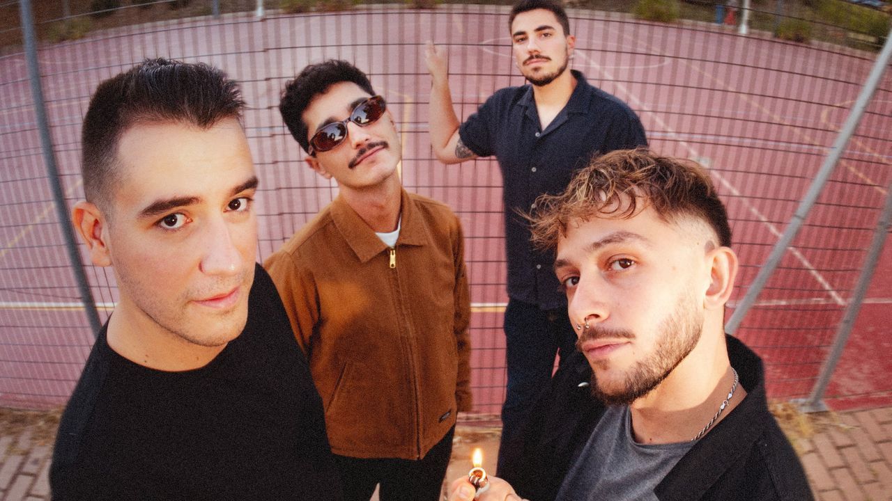 Miguel Espinoza, de Miniño: «Era necesario meter caña y olvidar las últimas tendencias del  indie , ya quemadas»