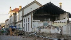 Edificio del antiguo muelle de carga, anexo a la entrada principal de la estaci�n