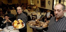 La Feira do Cocido congreg�, seg�n las cuentas del Concello, a cerca de sesenta mil personas procedentes de toda Galicia.