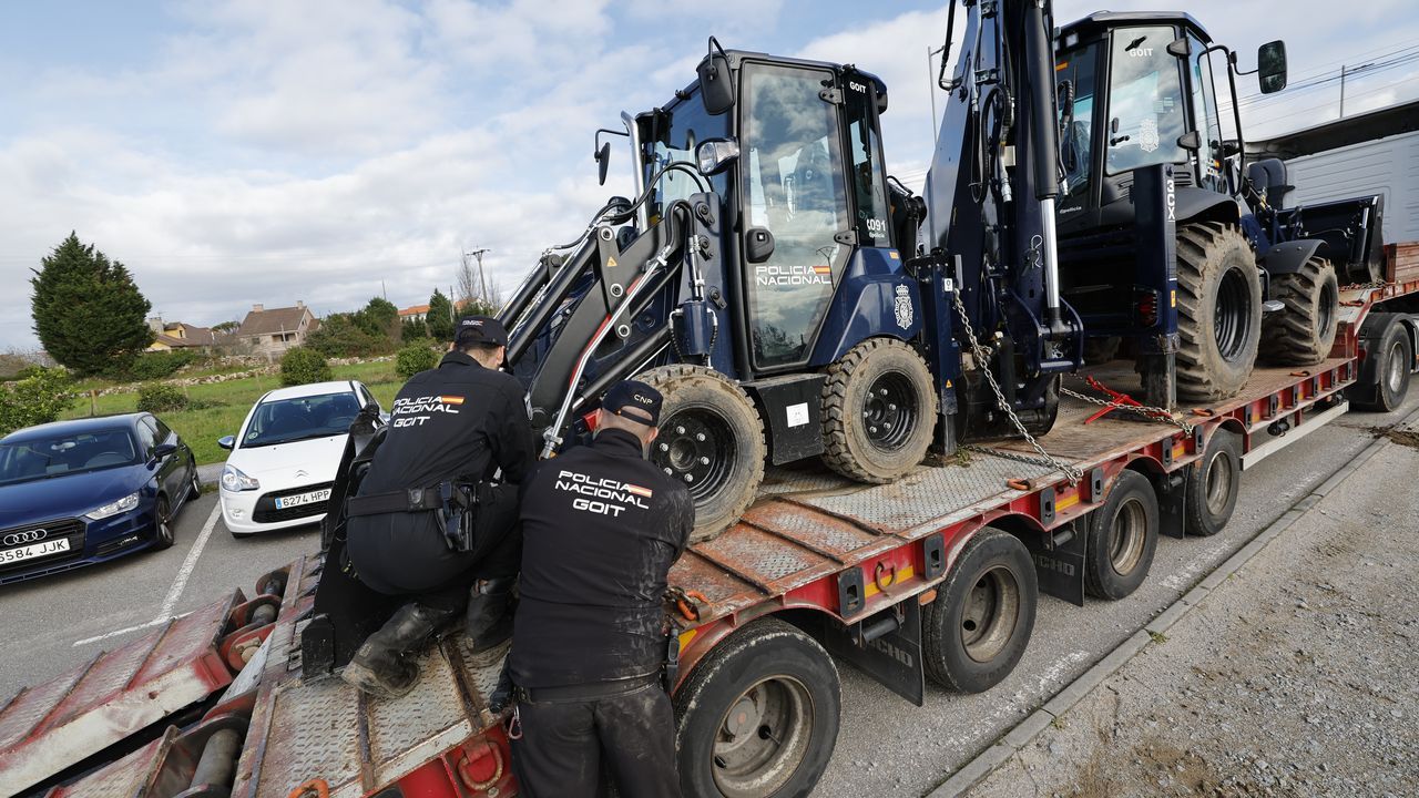 El juzgado deja en libertad a todos los detenidos en el operativo por narcotráfico con excavadoras de O Salnés