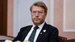 El l�der del partido Yabloko, Nikol�i Rybakov, este lunes en la audiencia sobre la demanda para cancelar el registro de la lista de candidatos de la formaci�n para las pr�ximas elecciones.