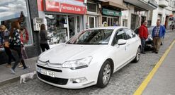 Viveiro tiene 22 licencias de taxi y los profesionales est�n pendientes de la ordenanza. 