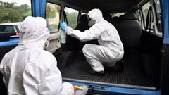 Fumigaci�n de los centros de d�a y ocupacional de Aspronaga en Lamastelle, asi como de los veh�culos de la entidad