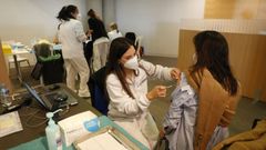 Vacunaci�n en Pontevedra de personal sanitario y mayores de 60 a�os