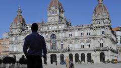 El Ayuntamiento preside la plaza de Mar&iacute;a Pita de A Coru&ntilde;a