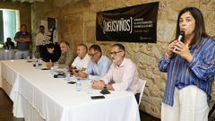 La alcaldesa de Meis present� la mesa de debate sobre la situaci�n de R�as Baixas
