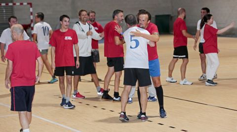 PARTIDO DE F�TBOL ENTRE EL PP Y EL PSOE DE PONTEVEDRA