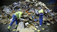 Coregal tiene una planta de reciclaje de cart�n (en la imagen de archivo) en el pol�gono de Costa Vella.