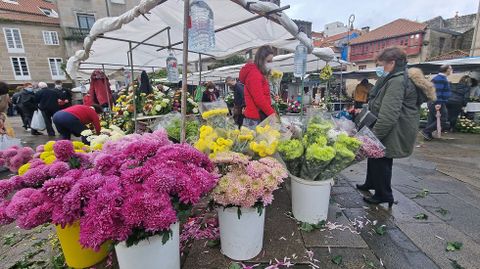 Mercado de las flores de difuntos en la Ferrera