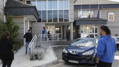 Imagen de la Casa del Concello de Pereiro de Aguiar, que tiene el centro de salud justo al lado