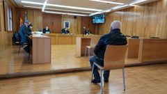 Un vecino de Foz fue condenado a dos a�os de c�rcel por incendiar el piso de su casero. 