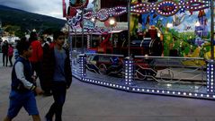 El fr�o ha mermado la presencia de gente en la primera tarde de la fiesta