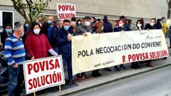 Los trabajadores de Povisa protestan por el nuevo convenio