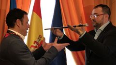 Adri�n Barb�n traspasa el bast�n de alcalde a Julio Garc�a