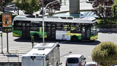 Buses de Vitrasa por As Travesas