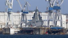 Una de las fragatas F-110 en construcci�n en Navantia Ferrol