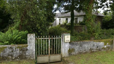 Casa rectoral de la parroquia de Santo Estevo de Sedes, en el municipio de Narn