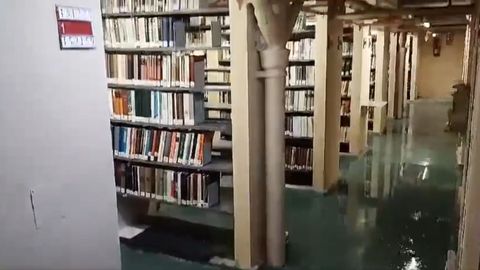 Inundacin en la Biblioteca Nacional de Espaa.