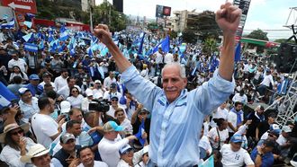 Nasry Asfura, durante un acto electoral en Honduras