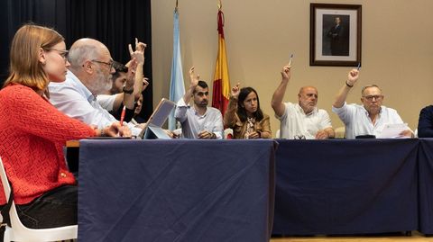 Imagen de archivo de un pleno en A Laracha, ahora en la Casa da Cultura por estar el consistorio en obras 