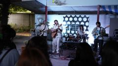 Un momento del concierto de Dani Cornes en la Fundaci�n Manolo Paz