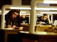 La USC cuenta con m�s de 25.000 estudiantes y en el 2011 abandonaron 1.295.