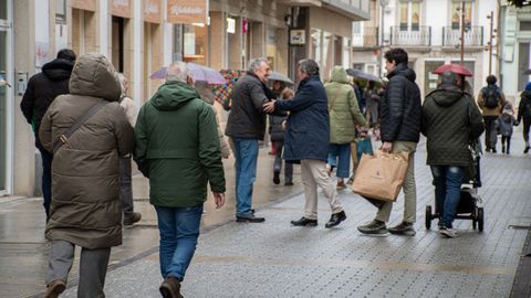 Esta primera jornada estuvo marcada por un flujo constante de clientes.