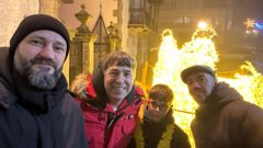 La fr�a temperatura con que empez� el 2026 no desanim� a los que mantienen la costumbre de tomar las uvas en la zona vieja de Vilalba