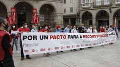 Movilizaci�n de UGT y CC.OO. por la reconstrucci�n social