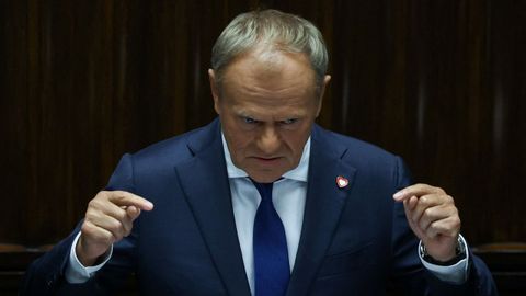 Donald Tusk, durante la moción de censura celebrada el 11 de junio