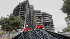 El incendio del edificio del barrio valenciano de Campanar dej diez vctimas mortales 